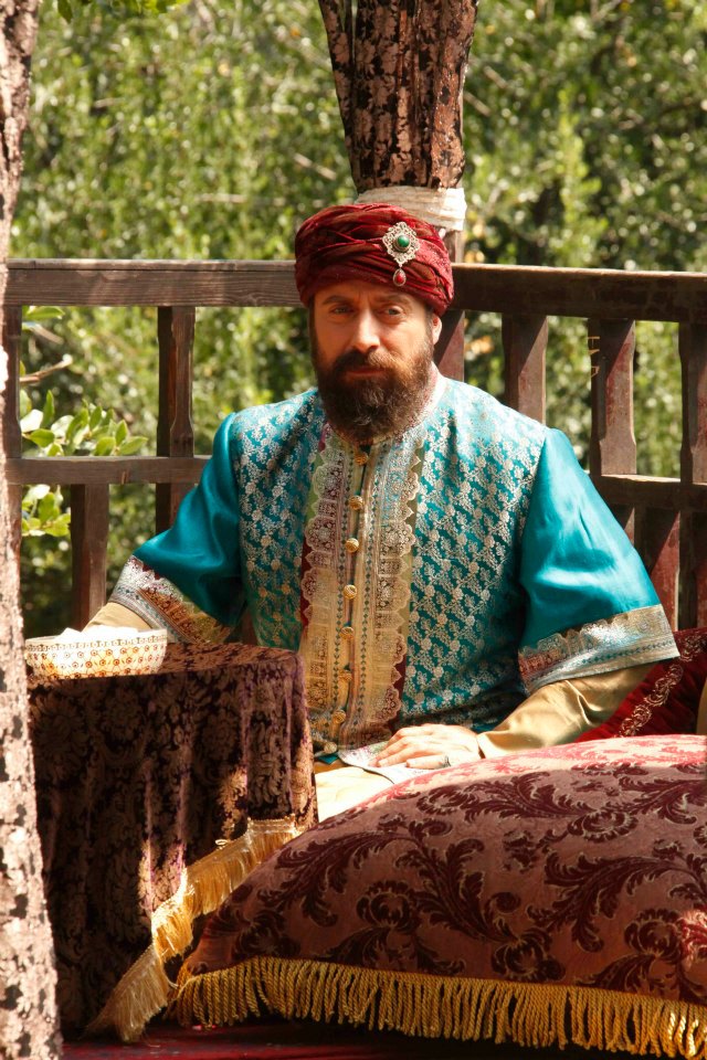Сериал Великолепный век 3 сезон - султан Сулейман на отдыхе