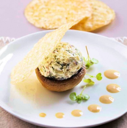 Грибы, фаршированные мангольдом и сыром Грибы, фаршированные мангольдом и сыром