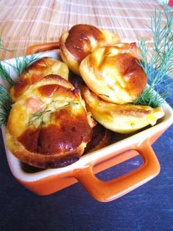 Сырные пирожки с копченой форелью Сырные пирожки с копченой форелью