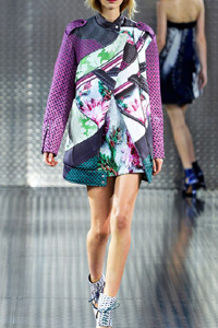 женское пальто 2014 Mary Katrantzou женское пальто 2014 Mary Katrantzou