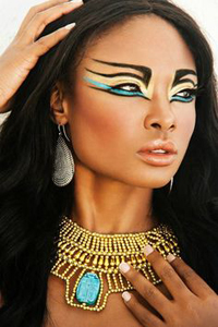 брови в египетском макияже