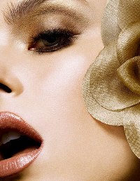 Вечерний макияж для блондинок: тенденции моды и их воплощение