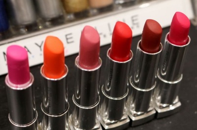 помады для губ Maybelline Color Sensational Powder Mattes помады для губ Maybelline Color Sensational Powder Mattes