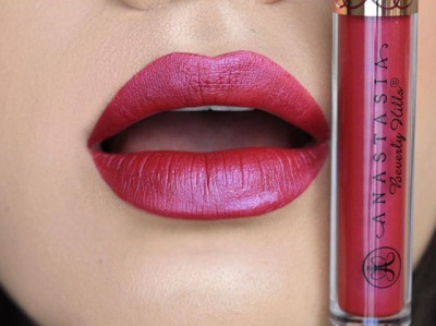 помады Anastasia Beverly Hills (Sugar Plum) помады Anastasia Beverly Hills (Sugar Plum)