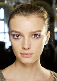 модные направления макияжа глаз 2012
