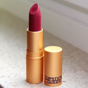 красная помада NARS Velvet Matte Lip Pencil от Dragon Girl красная помада NARS Velvet Matte Lip Pencil от Dragon Girl