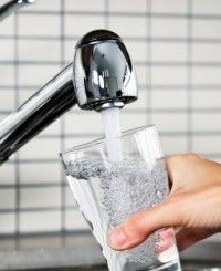Почему нужно пить много воды – обоснование причин 