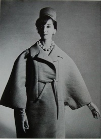 история женского пальто