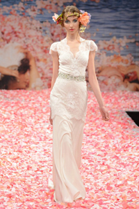 cвадебные платья из кружева Claire Pettibone