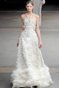 свадебные платья от кутюр Alexander McQueen свадебные платья от кутю Alexander McQueen