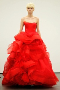 нетрадиционное свадебное платье Vera Wang нетрадиционное свадебное платье Vera Wang