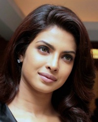 http://www.womenclub.ru/images/stories/showbiz/bollywood/priyanka_chopra_1.jpg