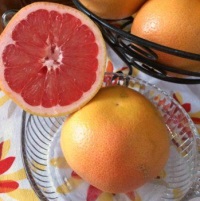 Грейпфрут: полезные свойства и противопоказания освежающего плода 