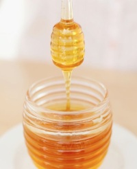 Полезные свойства меда и противопоказания в оздоровительных целях 